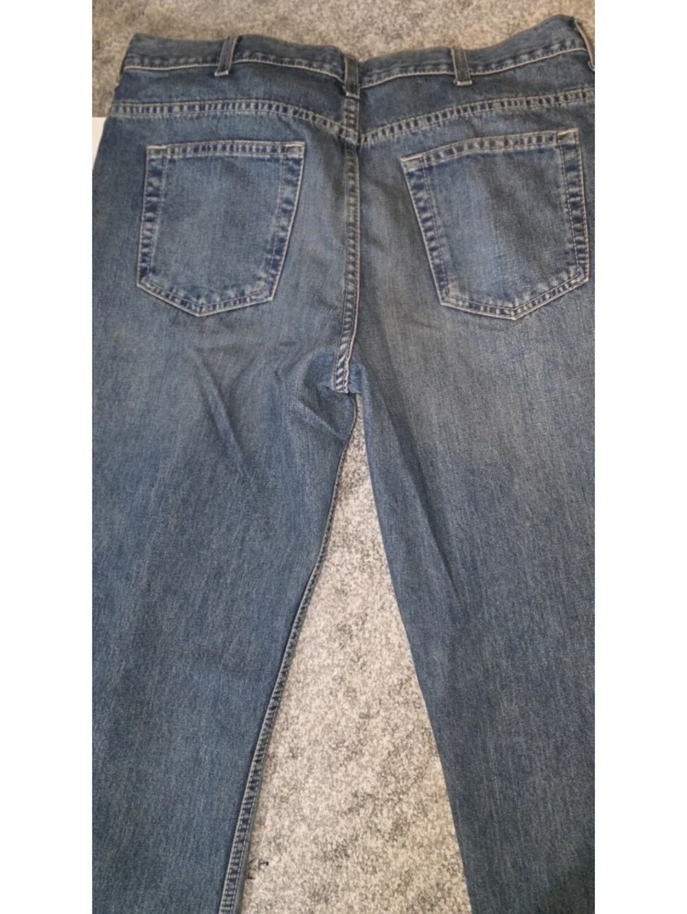 Old Navy Men's Loose Fit Straight Leg Jeans 36W x 30L Pre-Owned